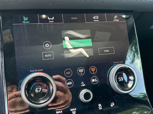 Used 2020 Land Rover Range Rover Velar R-Dynamic S AWD/4WD image 24