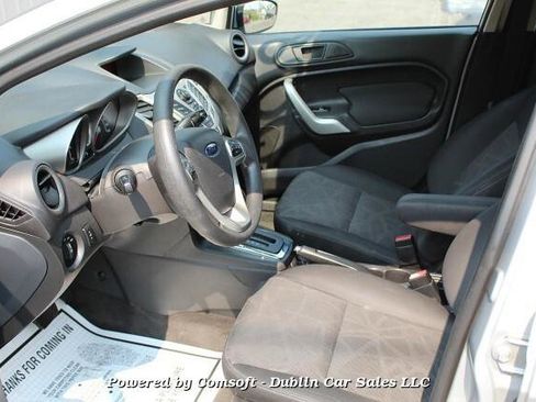 Used 2013 Ford Fiesta SE image 10