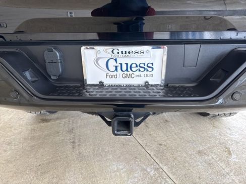 Used 2024 Chevrolet Colorado ZR2 w/ ZR2 Convenience Package III image 32