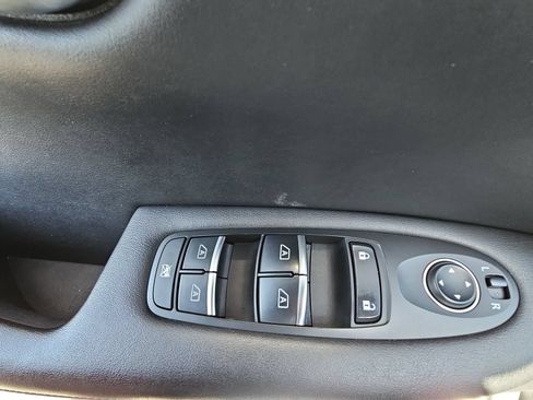 Used 2021 INFINITI QX50 Luxe FWD image 27