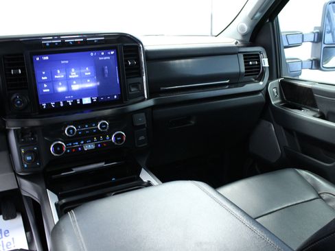 Used 2023 Ford F250 Lariat w/ Lariat Ultimate Package image 19