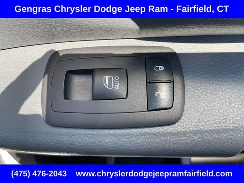 Certified 2023 RAM 1500 Big Horn AWD/4WD image 10
