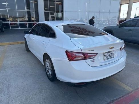 Used 2022 Chevrolet Malibu LT image 6