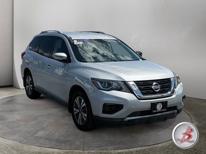 Used 2017 Nissan Pathfinder S