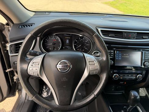 Used 2015 Nissan Rogue SL AWD/4WD image 17