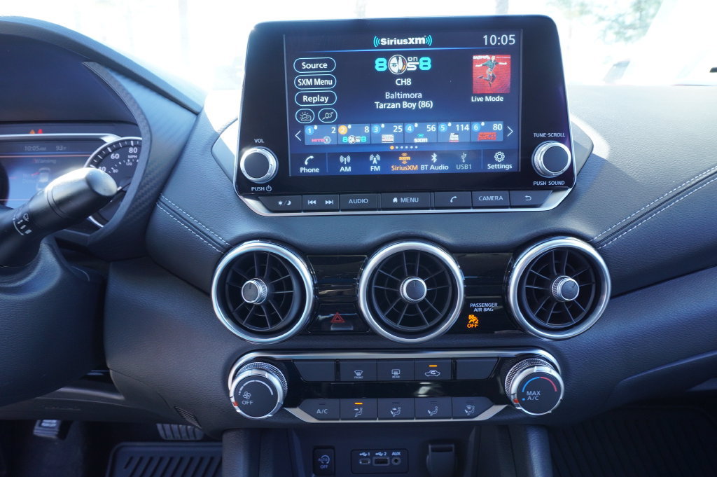 Certified 2025 Nissan Sentra SV FWD image 19