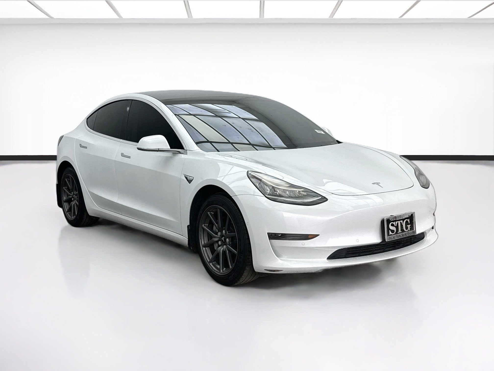 Used 2020 Tesla Model 3 RWD image 3
