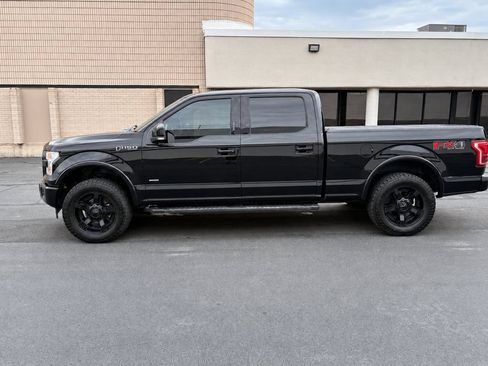 Used 2017 Ford F150 4x4 SuperCrew image 3