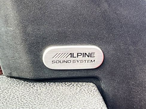 Used 2021 Dodge Charger SXT image 18