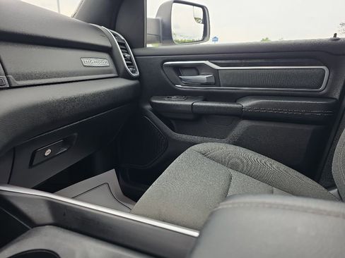 Used 2022 RAM 1500 Big Horn AWD/4WD image 19