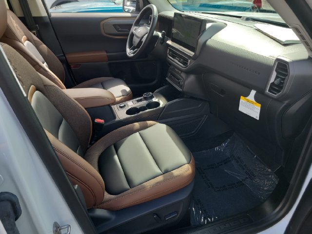 Used 2026 Ford Bronco Sport Outer Banks w/ Outer Banks Tech Package+ AWD/4WD image 20