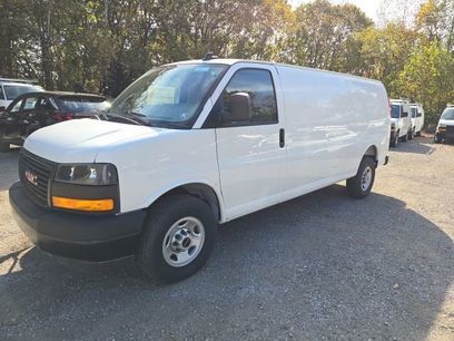 New 2024 GMC Savana 3500 Extended