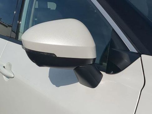 Certified 2025 Nissan Rogue SL w/ Tech Package AWD/4WD image 12