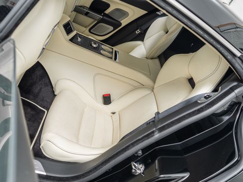 Used 2012 Aston Martin Rapide RWD image 16