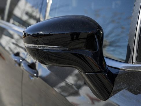 New 2026 Chrysler Pacifica Select image 14