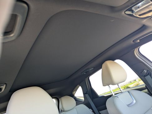 Certified 2025 Hyundai Tucson Limited image 9