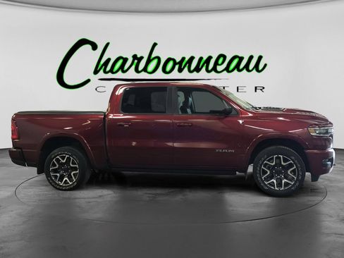 Used 2025 RAM 1500 Laramie AWD/4WD image 6