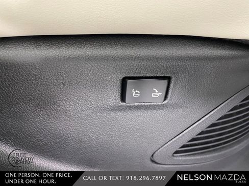 Used 2024 Lexus RX 350 w/ Convenience Package image 42