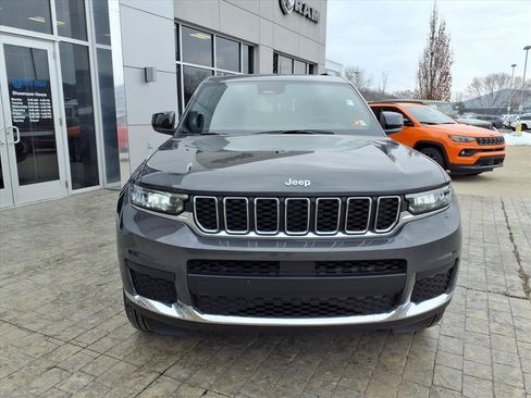 New 2025 Jeep Grand Cherokee L Laredo image 3