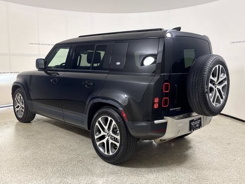 Used 2020 Land Rover Defender 110 HSE AWD/4WD image 3