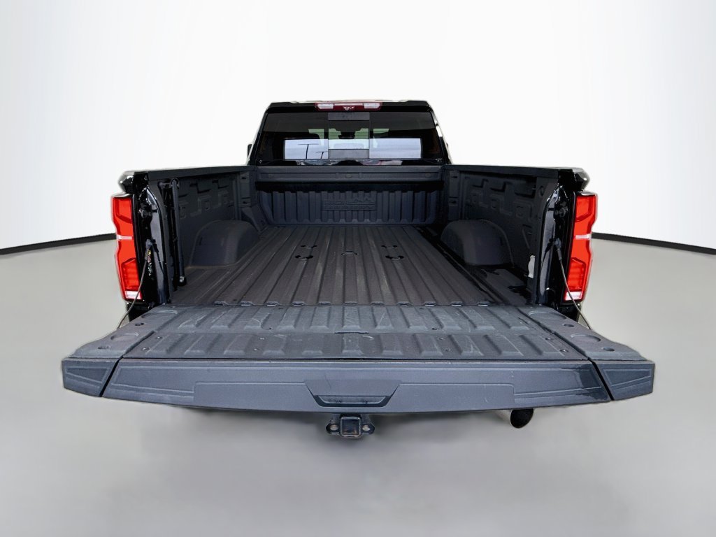 Used 2024 Chevrolet Silverado 2500 High Country w/ High Country Premium Package AWD/4WD image 28