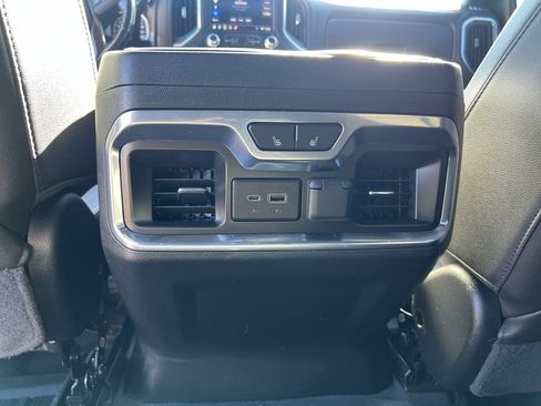 Used 2019 GMC Sierra 1500 AT4 w/ AT4 Premium Package AWD/4WD image 12