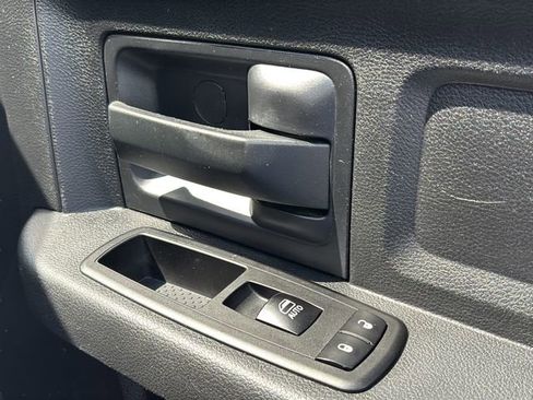 Certified 2016 RAM 3500 Tradesman image 38