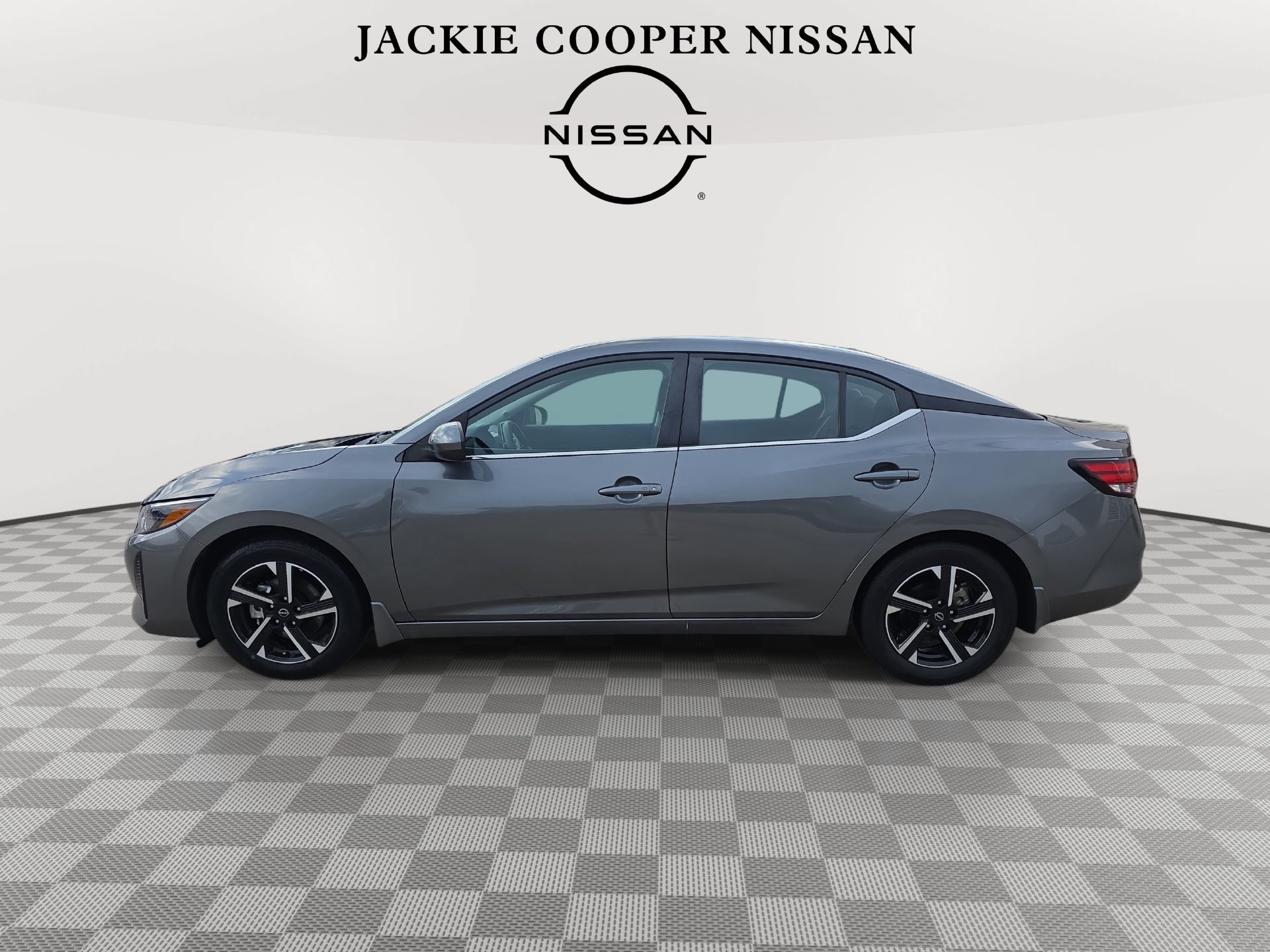 Used 2025 Nissan Sentra SV FWD image 25