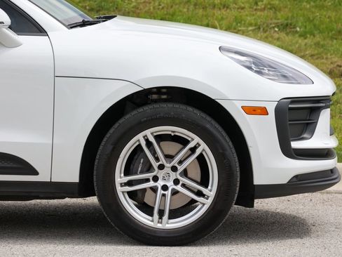Certified 2023 Porsche Macan Turbo AWD/4WD image 14