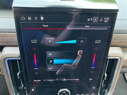 Used 2026 GMC Yukon Denali Ultimate AWD/4WD image 34