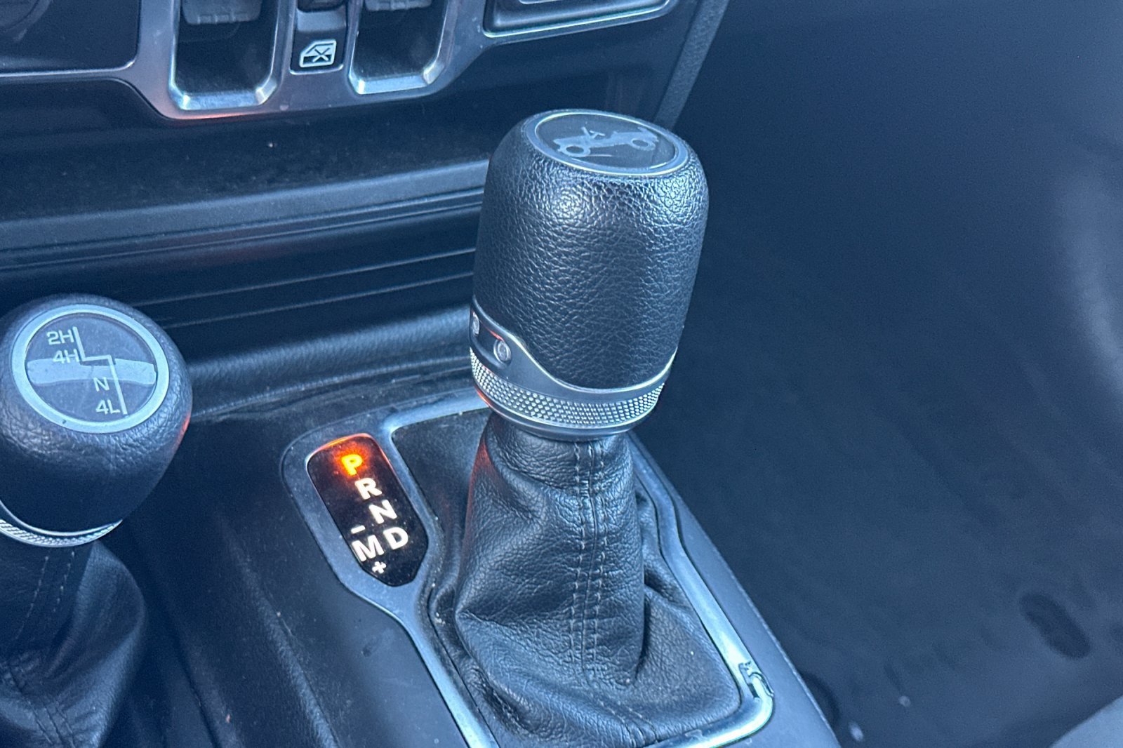 Used 2020 Jeep Wrangler Unlimited Sport AWD/4WD image 31