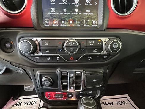 Used 2020 Jeep Wrangler Unlimited Rubicon AWD/4WD image 30