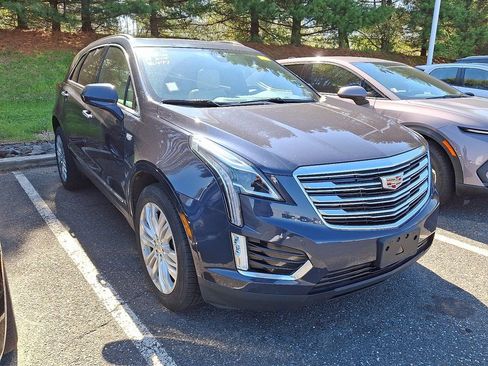Used 2019 Cadillac XT5 Premium Luxury image 3