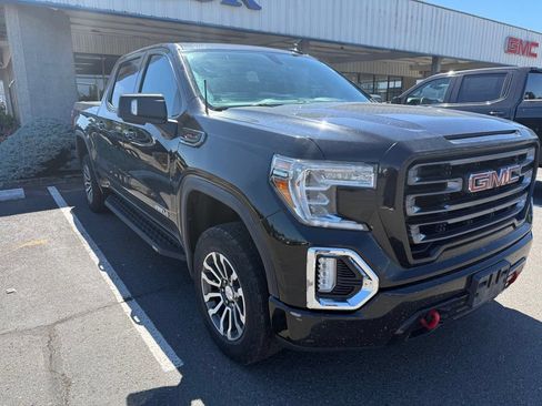 Used 2021 GMC Sierra 1500 AT4 w/ AT4 Preferred Package AWD/4WD image 1