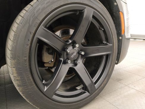 Used 2015 Chrysler 300 Limited RWD image 31