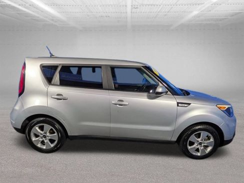 Used 2019 Kia Soul FWD image 6