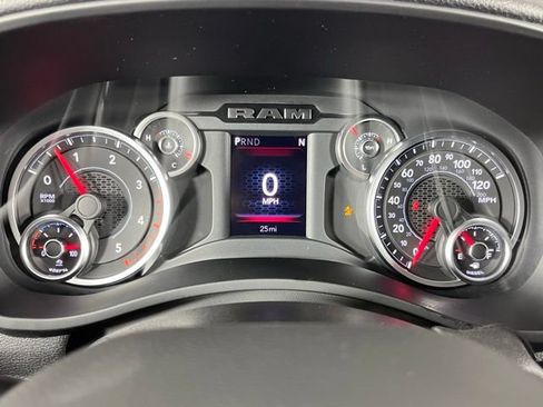 New 2026 RAM 3500 Big Horn AWD/4WD image 17