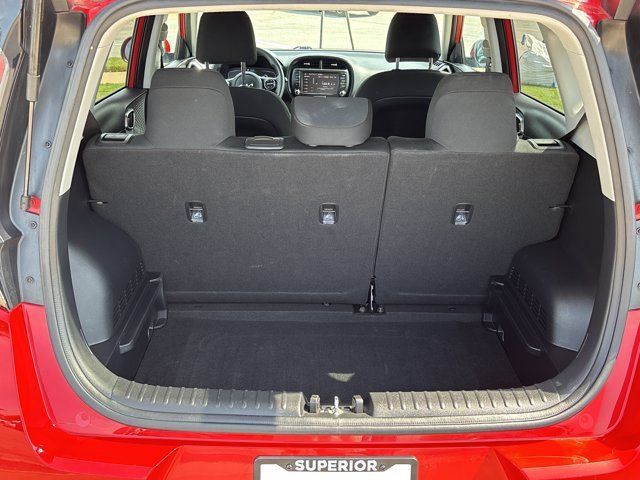 Used 2024 Kia Soul LX w/ Option Group 015 FWD image 7