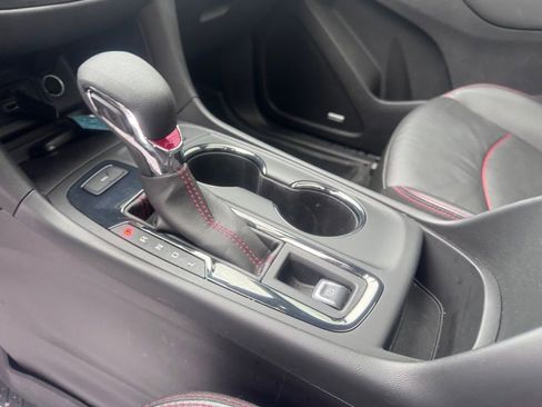 Used 2024 Chevrolet Equinox RS w/ RS Leather Package image 16