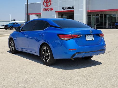 Used 2025 Nissan Sentra SV FWD image 3