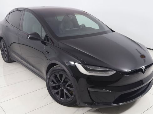 Used 2022 Tesla Model X image 23