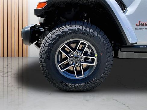 New 2026 Jeep Gladiator Mojave image 30