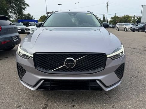Used 2026 Volvo XC60 B5 Plus w/ Protection Package Premier AWD/4WD image 2