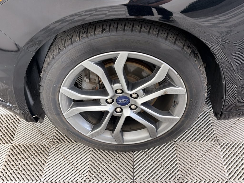 Used 2017 Ford Fusion S w/ Equipment Group 101A FWD image 8