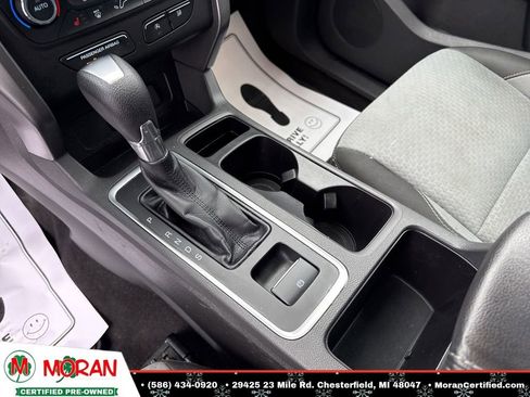 Used 2017 Ford Escape SE w/ Equipment Group 201A image 19