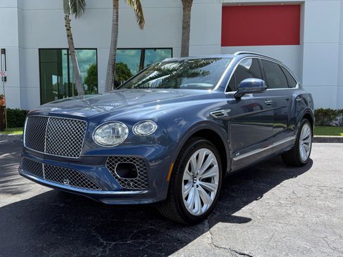 Used 2021 Bentley Bentayga image 9