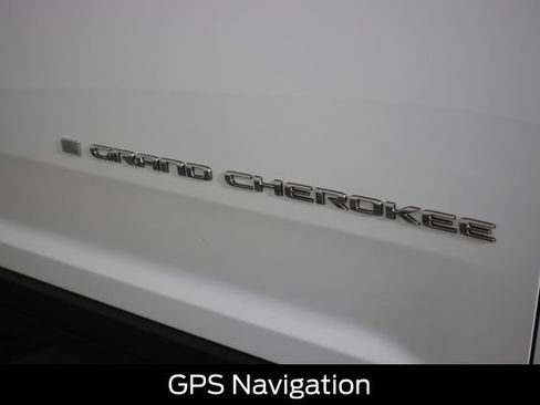 Used 2021 Jeep Grand Cherokee L Limited w/ Trailer Tow Group (B) AWD/4WD image 19
