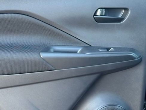 Certified 2025 Nissan Kicks Play S image 23