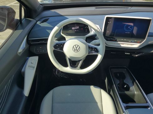 Used 2023 Volkswagen ID.4 Pro S image 16