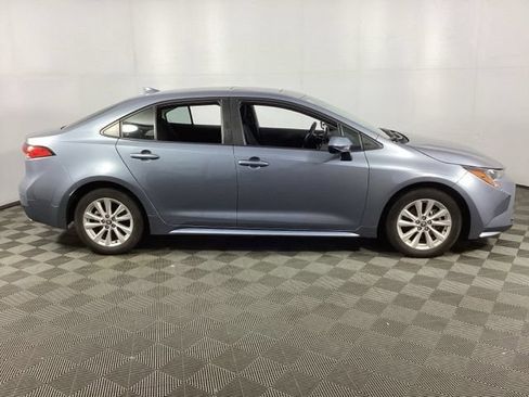 Used 2023 Toyota Corolla LE w/ LE Premium Package FWD image 10